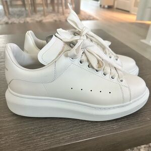 Alexander MCQEEN Oversized Sneakers
